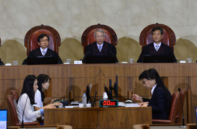 대법원은  2015년 6월 26일 유책배우자의 이혼 청구 사건에 대한 공개 변론을 열었다. 이후 유책주의를 채택한 기존 판례를 유지했다. [뉴스1]