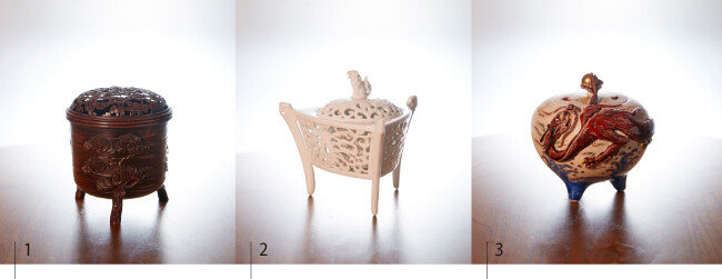 1 향로 몸체에 송(松)·죽(竹)·매(梅), 뚜껑에 난(蘭)·국(菊)을 새긴 적동삼족향로. 
2 섬세한 투각 조각 기법을 보여주는 백자투각삼족향로. 
3 용이 여의주를 물고 승천하는 모습을 표현한 운용삼족향로