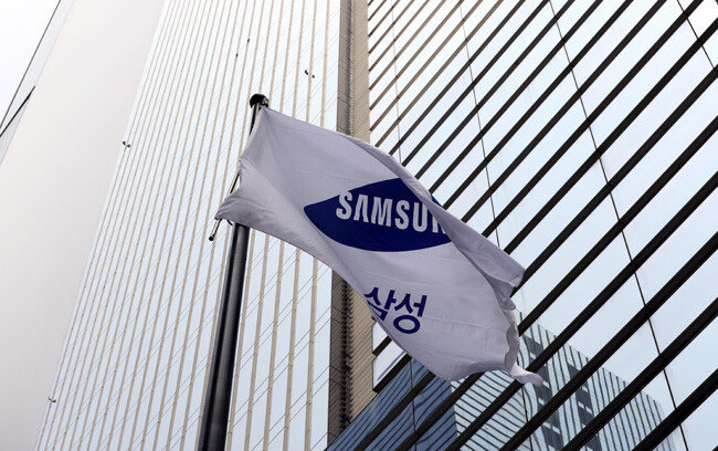 검찰이 이재용 삼성전자 부회장에게 구속영장을
청구한 6월 4일. 서울 서초구 삼성전자 사옥 모습. [최혁중 동아일보 기자]