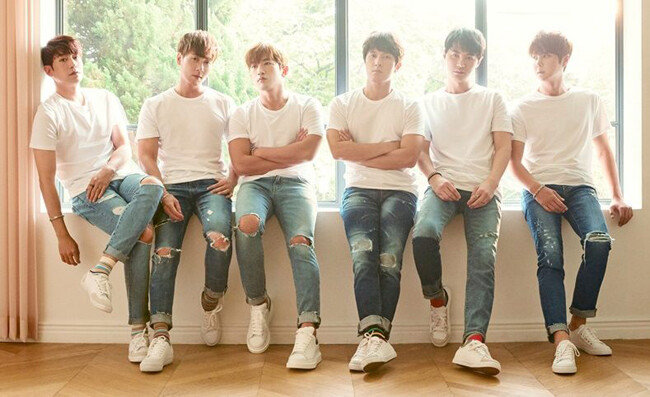 데뷔 23년차 그룹 신화. 현존하는 최장수 아이돌 그룹으로, 10대 사이에서도 인기다. [동아DB]