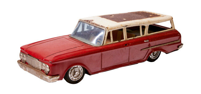 포드 썬더버드(Ford Thunderbird) 장난감 자동차. 1960년대 ‘MADE IN KOREA’ 제품이다.