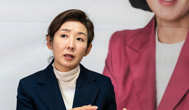 서울시장에 도전하기 위해 
국민의힘 예비경선을 마치고 
본경선에 임하고 있는 
나경원 전 원내대표. [조영철 기자]