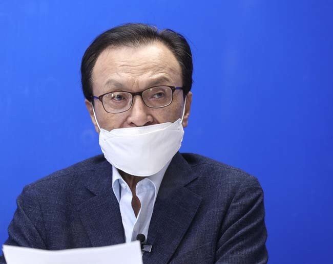 이해찬 전 민주당 대표가 전면에 등장한 것은 민주당이 지금 느끼는 위기감을 보여준다. [동아DB]