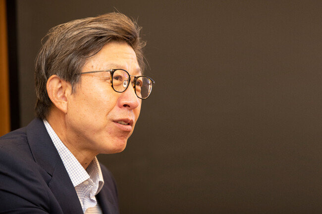 박형준 부산시장은 6월 23일 프랑스 파리 국제박람회기구(BIE)에 2030 부산월드엑스포 유치 신청서를 제출한다. [지호영 기자]