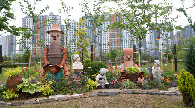 경기 평택시 통복천 인근에 조성된 녹지 ‘도시 숲’. [지호영 기자]