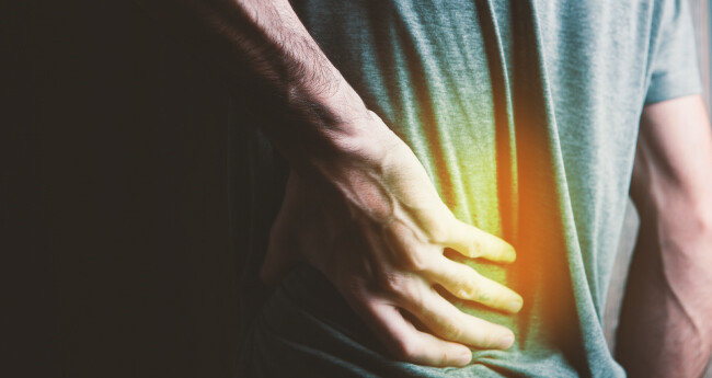 나이 들면 온몸 구석구석 쑤시고 
아픈 곳이 많아진다. 통증은 적절한 치료로 개선할 수 있다. [GettyImage]