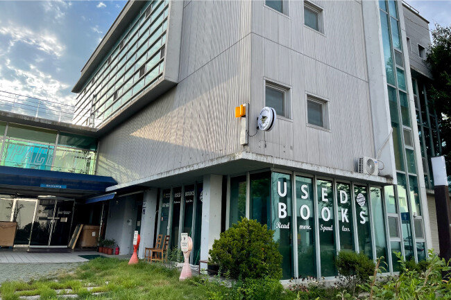 ‘드루킹’ 김동원 씨를 포함해 ‘경제적공진화모임’ 회원들이 사용했던 경기 파주시의 한 건물. [문영훈 기자]