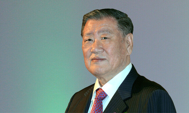 정몽구 현대자동차그룹 명예회장이 7월 22일 미국 디트로이트에 있는 ‘자동차 명예의 전당(Automotive Hall of Fame)’에 한국인 최초로 이름을 올렸다. [현대자동차그룹 제공]