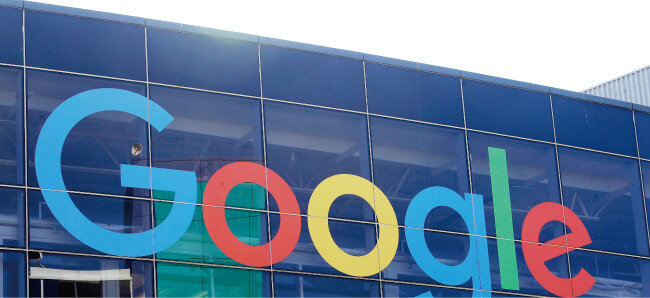 구글은 2017년 재생에너지로 사용 전력의 100%를 조달하는 ‘RE100’을 달성했다. [AP=뉴시스]