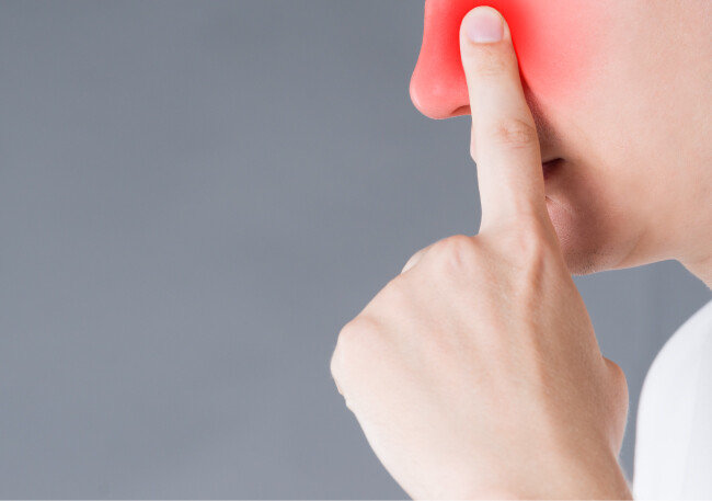 비염에 걸리면 콧물이 흐르고, 수시로 재채기가 나며, 목에 가래가 껴 삶의 질이 크게 떨어진다. [GettyImage]