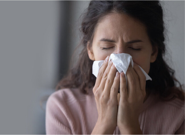 비염의 주요 증상은 코로나19와 유사하다. 이 때문에 코로나19 유행 후 ‘비염인’이 더 많은 고통을 겪고 있다. [GettyImage]