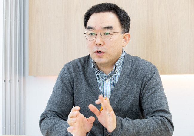 채이배 더불어민주당 의원은 3월 16일 언론 인터뷰에서 대선 패배의 책임이 대통령에게도 있다고 발언했다. [지호영 기자]