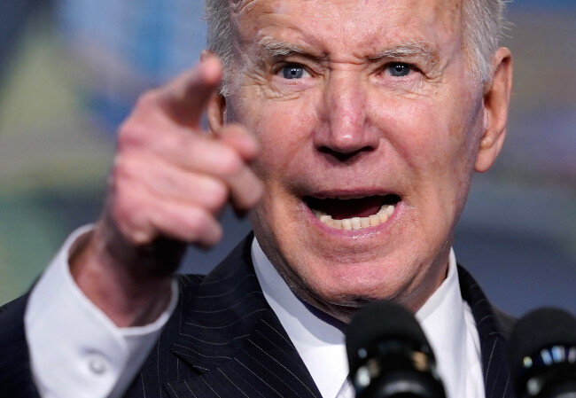 조 바이든 미국 대통령이 4월 6일 워싱턴에서 열린 북미건설조합 입법 회의에 참석해 연설하는 도중 러시아의 부차 집단 학살 의혹을 중대 전쟁범죄로 규정했다. [AP/뉴시스]