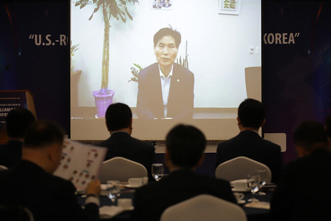 이용선 더불어민주당 의원은 “선제 타격을 외칠 때가 아니라 한반도 평화를 강구할 때”라며 윤석열 정부에 ‘냉철한 이성’을 주문했다. [2022 원코리아국제포럼]