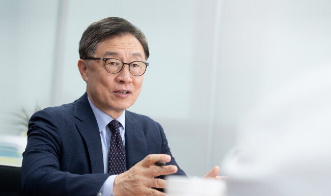 7월 14일 서울 여의도 국회의원회관에서 만난 최재형 국민의힘 혁신위원장은 “전 정부와 다른 모습을 보여주지 못하고 있는 현 정부에 국민께서 실망하셨다”며 “꿋꿋이 혁신의 길을 가겠다”고 밝혔다. [지호영 기자]