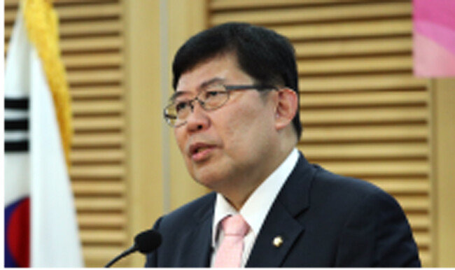 국민의힘 의원 가운데에는 윤창현 의원이 21대 국회 전반기 본회의 표결에 가장 많이 참여했다. [동아DB]