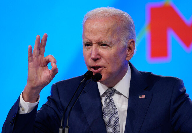 3월 조 바이든 미국 대통령은 CBDC 도입 방안을 연구 검토해 보고서를 제출하라는 명령을 정부에 내렸다. 이는 미국 사회의 CBDC 도입 논쟁에 불을 붙였다. 사진은 6월 14일 바이든 대통령이 펜실베이니아주 필라델피아에서 열린 미국 노동총연맹 산업별 조합회의(AFL-CIO)에 참석해 연설하는 모습. [AP 뉴시스]