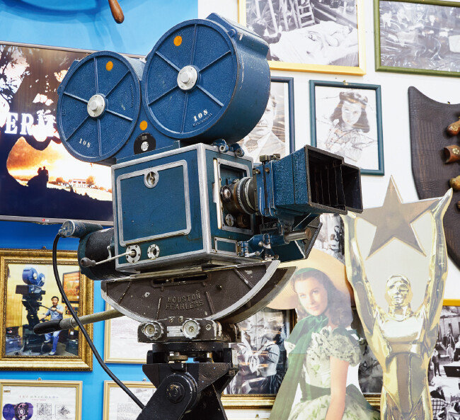 테크니컬러 카메라(Technicolor Camera, 1916). 최초의 컬러 영화 카메라로 1916년 발명돼 1950년대 초까지 널리 이용됐다. 영화 ‘바람과 함께 사라지다’(1939) 촬영에 사용됐다. 현재 2대만 존재.