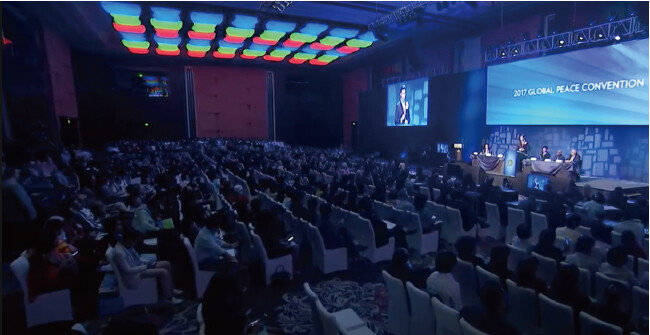 2017년 2월 마닐라에서 열린 ‘2017 GPC’에서 세계 평화운동가들이 모여 한반도 통일과 세계의 평화 공존을 모색하는 시간을 가졌다. [유튜브]