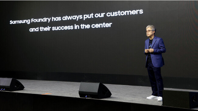 삼성전자 파운드리사업부장 최시영 사장이 10월 3일(현지 시간) 미국 실리콘밸리에서 열린 ‘삼성 파운드리 포럼 2022’에서 발표하고 있다. [동아DB]