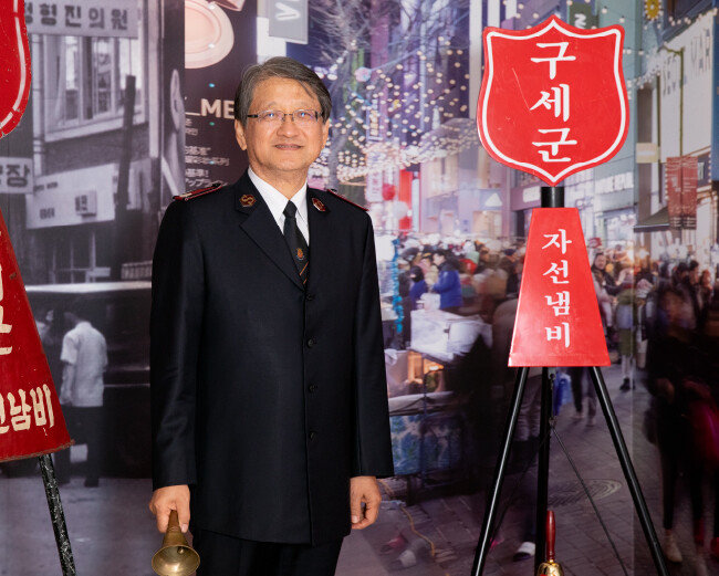 10월 25일 황선엽 구세군역사박물관장은 ‘신동아’와 인터뷰하면서 “사람의 영혼과 육체를 살리는 일이 가장 가치있다”고 말했다. [지호영 기자]