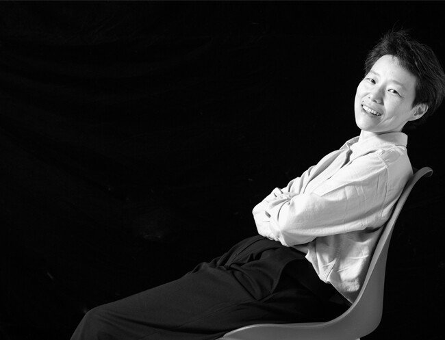 10월 20일 동아일보 충정로사옥 스튜디오에서 ‘신동아’와 인터뷰 중인 박혜윤 작가. [박해윤 기자]