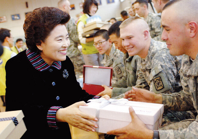 2009년 주한 미군사령부 위문.