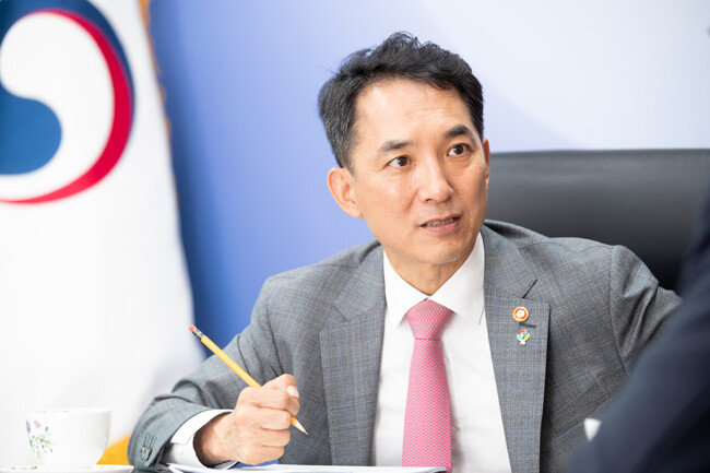 박민식 국가보훈처장이 2022년 6월 8일 ‘신동아’와 인터뷰하고 있다. [지호영 기자]