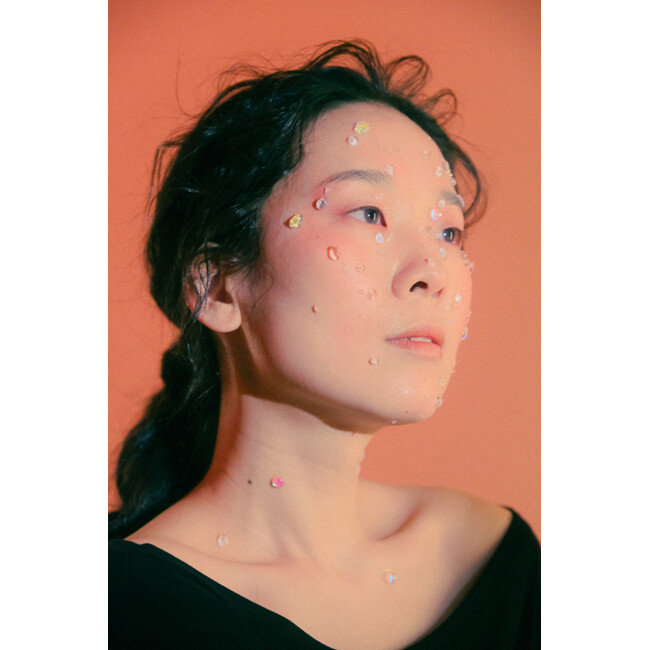 김사월. 