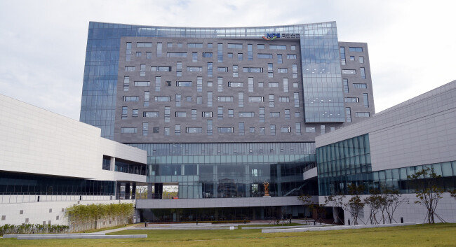 조규홍 장관은 “국민 의견을 반영해 연금 개혁안을 만들겠다”고 말했다. 사진은 국민연금공단. [뉴시스]