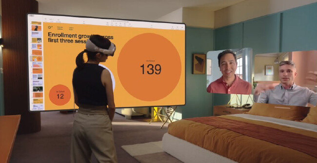 애플 비전 프로를 사용하는 모습. [Apple]