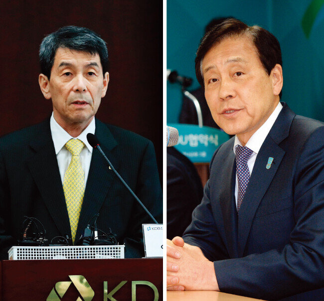 2003년 대통령직인수위원회에서 재정·금융 정책 조언을 맡았던 이동걸 KDB산업은행장.(왼쪽) 문재인 대통령과 경남고 동기인 김정태 하나금융지주 회장. 현재 3연임을 추진 중이지만 노조의 반대가 심하다. [동아DB, 뉴스1]