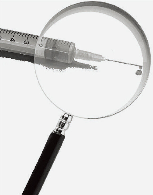 주사제 1병을 나눠 주사해 감염 등의 위험이 생기는 것을 막고자 보건당국은 일부만 사용하고 남은 주사제를 버리더라도 1병의 수가를 인정해주고 있다. [동아일보]