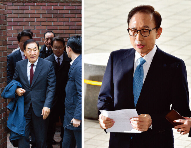 검찰 출석 전 이 전 대통령 자택을 찾은 자유한국당 이재오 상임고문이 면담 후 밖으로 나오고 있다.(왼쪽) 이 전 대통령이 서울중앙지방검찰청에 도착해 대국민 메시지를 발표하고 있다. [동아일보 출판국 사진팀  ·  사진공동취재단]