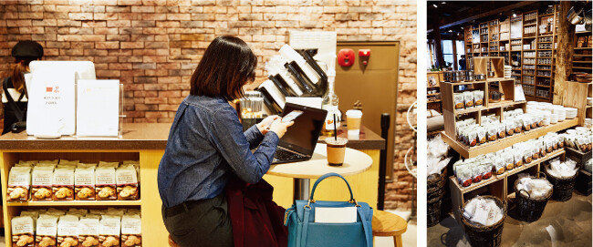 매장 1층에서는 커피를 2000원에 판매하고 있다. [홍중식 기자]