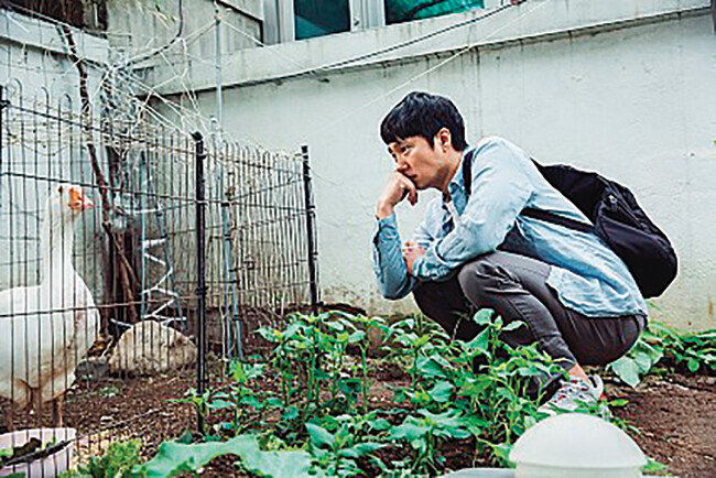 [사진 제공 · ㈜트리플픽쳐스]