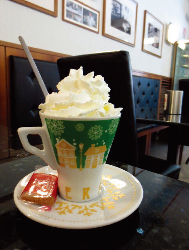 겨울철 별미 ‘초콜라토 칼도’. [사진 제공·김민경]