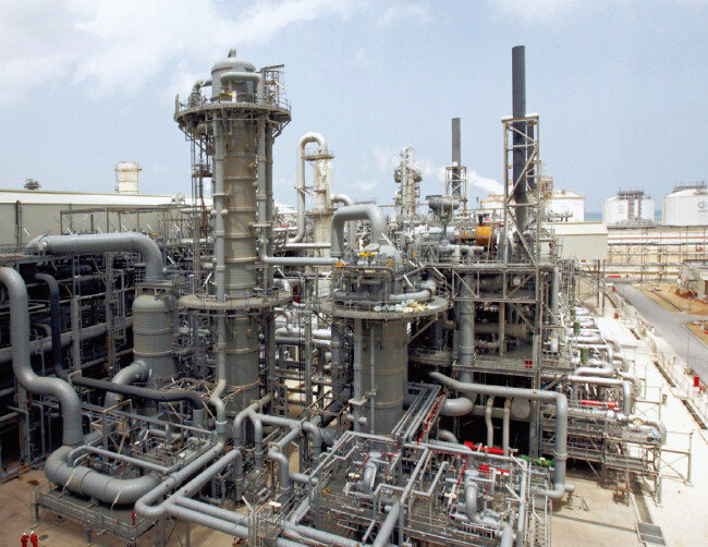 카타르 라스라판에 있는 천연가스 정제시설. 세계 1위 액화천연가스 생산국인 카타르는 
전 세계 천연가스의 26%를 공급하고 있다. [AP=뉴시스]