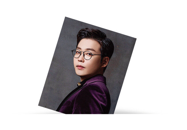 ‘감성테너’로 불리는 성악가 김현수는 팝페라 그룹 ‘포르테 디 콰트로’ 멤버로 대중에게 큰 사랑을 받고 있다. [사진 제공 · 아트앤아티스트]