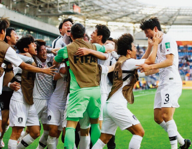 U-20 월드컵 대표팀이 6월 5일 일본을 꺾고 8강행 티켓을 쥐었다. [사진 제공 · 대한축구협회]