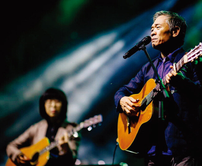 정태춘과 박은옥 [@Jia Luo]