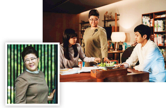 [사진 제공 · ㈜바른손이앤에이]