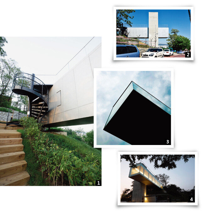 1 전망대 뒤편으로 설치된 나선형 계단으로도 내려올 수 있다. 2 뒤편에서 본 전망대. 십자가를 옆으로 눕힌 형상이다. 3 하늘과 구름 빛깔 따라 분위기가 바뀐다. 4 전망대의 야경은 미야자와 겐지의 동화 ‘은하철도의 밤’을 떠올리게 한다. [지호영 기자, 사진 제공 · 조진만건축사사무소]