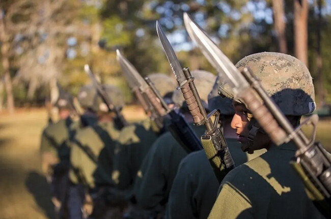 미 육군의 총검술 훈련 모습. [U.S. Marine Corps 미국 해병대 홈페이지 제공]