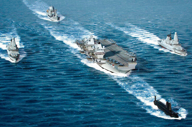 올해 하반기 인도·태평양 지역에서 일본 해상 자위대와 공동 훈련 예정인 영국의 퀸엘리자베스호 항공모함 전단. [Royal Navy]