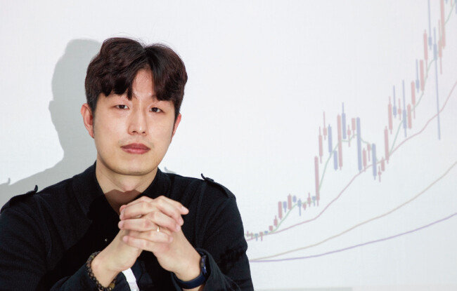 김현준 더퍼블릭자산운용 대표는 2015년 더존비즈온에 투자해 지난해까지 1024% 누적수익률을 올렸다. [조영철 기자]