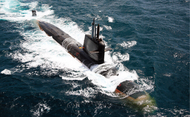 프랑스 방위산업체 나발그룹(Naval Group)이 기술이전 형태로 건조한 인도 해군 스콜펜급 잠수함. [사진 제공 · 인도 해군]