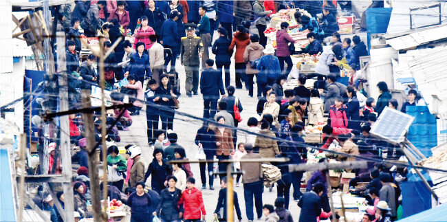 2019년 5월 북한 양강도 장마당 모습. [동아DB]