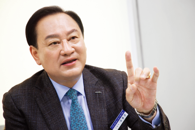 유동균 서울 마포구청장. [조영철 기자]