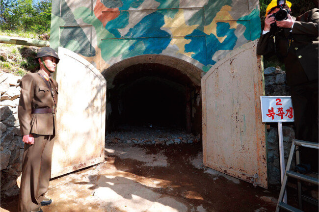 북한은 주요 군사시설을 지하화하고 있다. 사진은 북한이 2018년 폐쇄한 함북 길주군 지하 핵실험장. [동아DB]